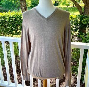 Hackett of London Tan Cashmere Blend V Neck Sweater.